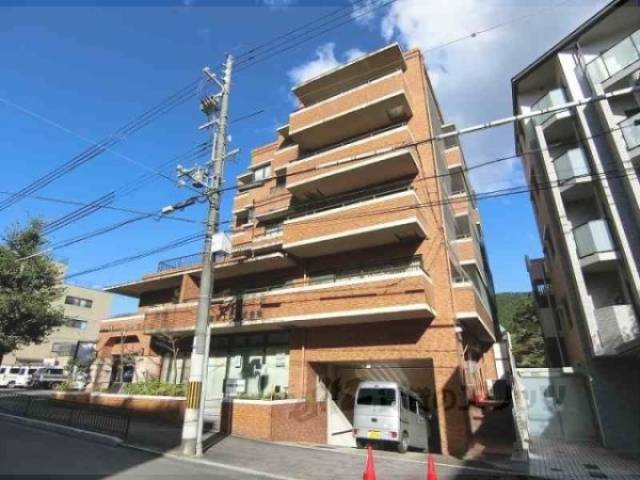 ライオンズマンション京都岡崎外観写真1