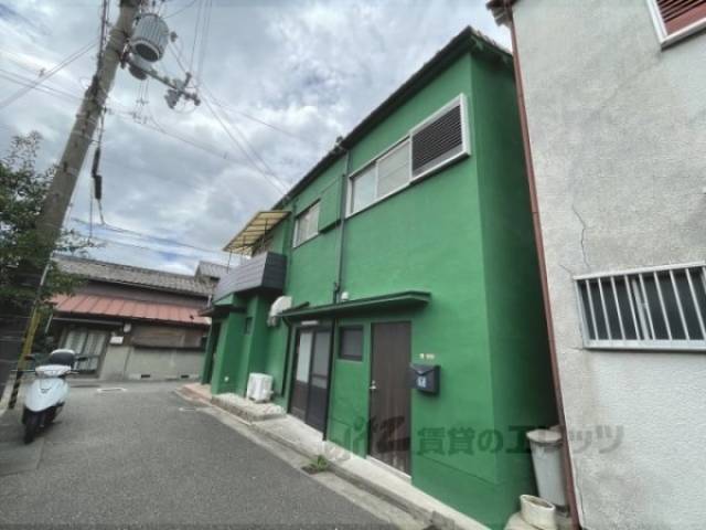 枚方公園アパート外観写真2