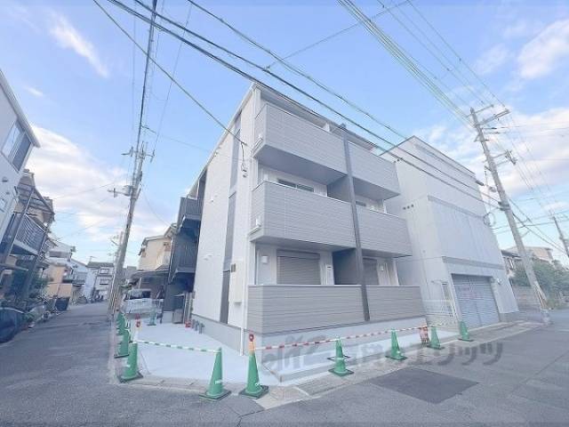 エクセルワンズ観月橋外観写真3