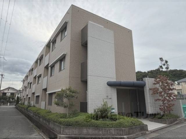 フローラル宝塚外観写真1