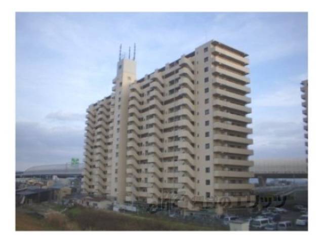 ﾗｲｵﾝｽﾞﾏﾝｼｮﾝ京都淀A棟外観写真1