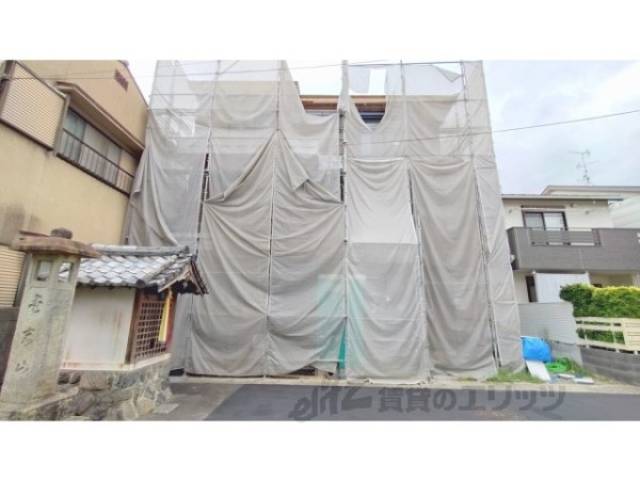 嵯峨北堀町共同住宅外観写真1