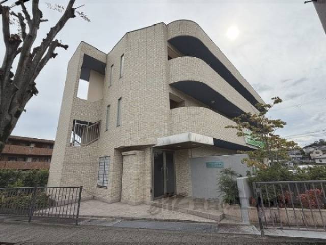 アザリア山本駅前外観写真1