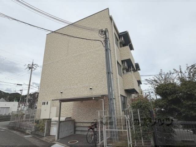 アザリア山本駅前外観写真3