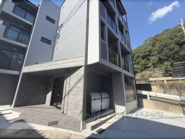プールトゥジュール双ヶ岡外観写真2