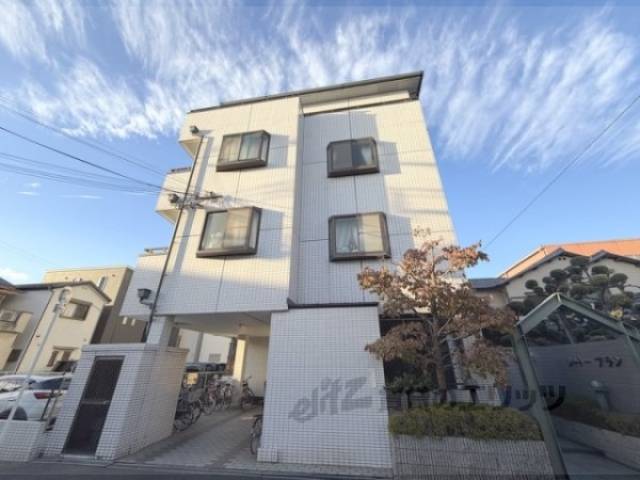 シャトーブラン外観写真1