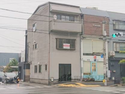 桂西滝川町73店舗付き住宅外観写真2
