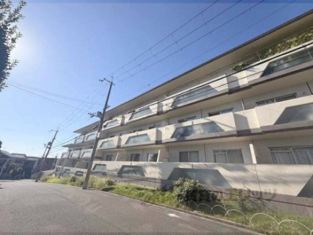 日下グランドハイツ外観写真1