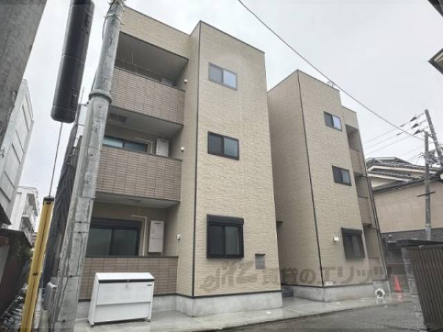 ハーモニーテラス西院四条畑町外観写真2