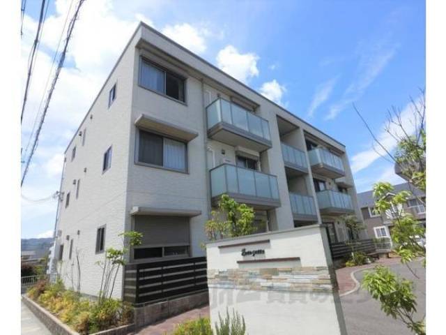 エバーグリーン外観写真1