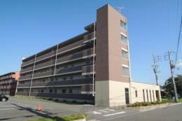 Chez-soi　TATSUMI　Ⅲ番館外観写真