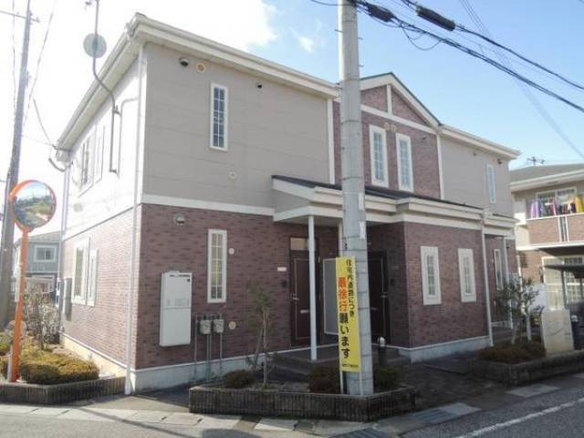 エメ　シャンブルⅢ外観写真1