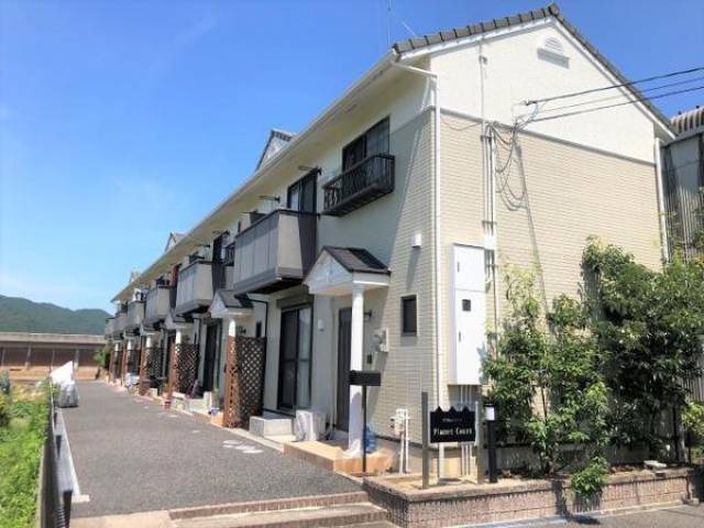 Planet Court外観写真1