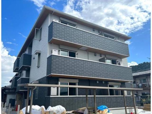 KENT HOUSE three外観写真1