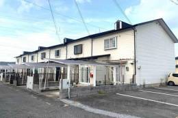 五個荘山本町連棟貸家外観写真