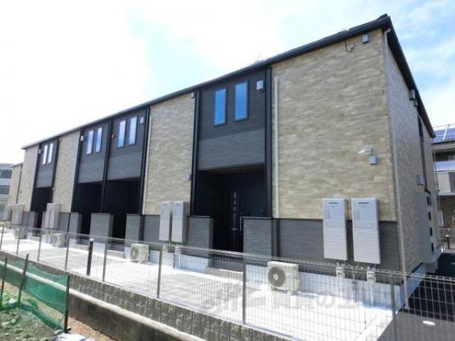 ウォーク，ドント　ラン外観写真1