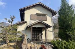 杠葉尾町貸家外観写真