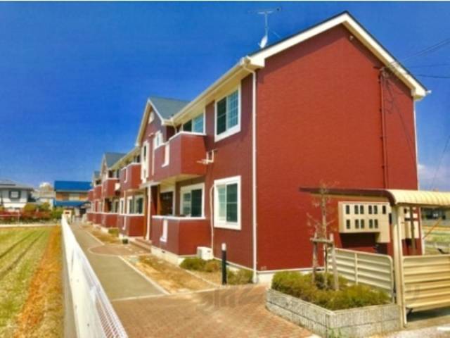 エストロジュマン外観写真3