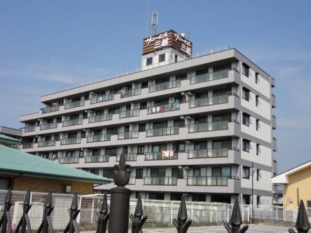 サニーヒル三越外観写真3