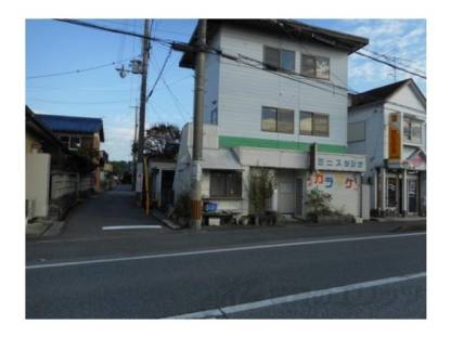谷沢貸店舗外観写真1