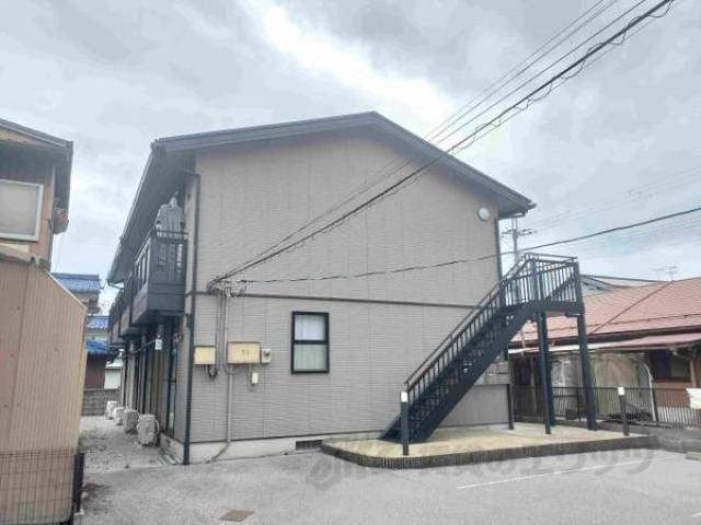 ハイツレークサイド外観写真1