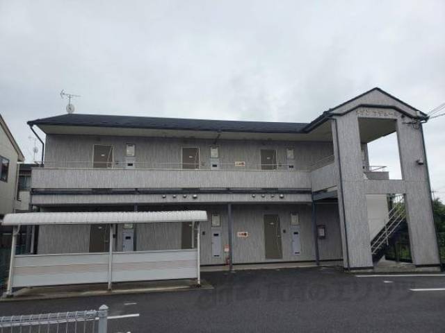 メゾンアデュール外観写真2