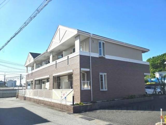 メゾン　カルム外観写真2