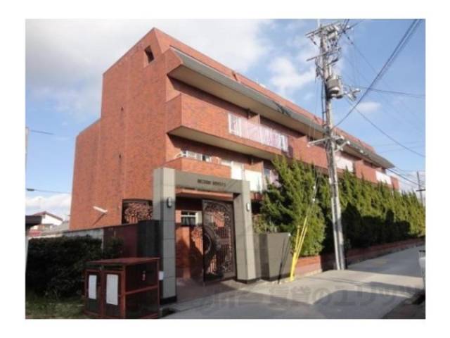 メゾン・ド・後三条外観写真1