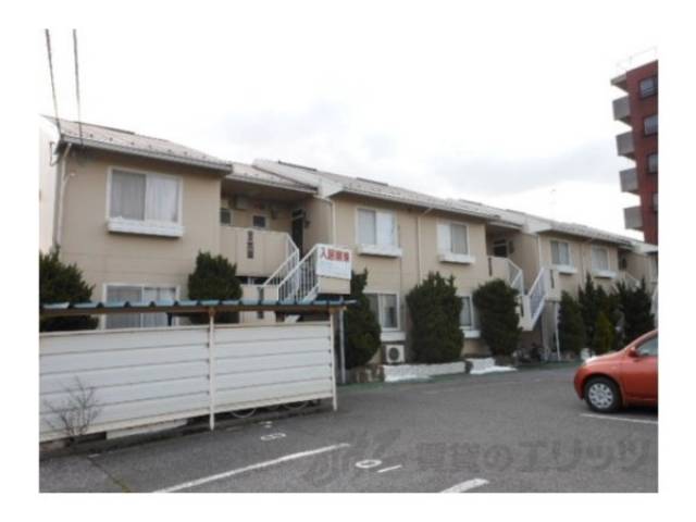 メゾン・ラポーム外観写真1