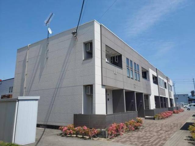 Ｌｉｒａ　Ｃｕｏｒｅ外観写真2