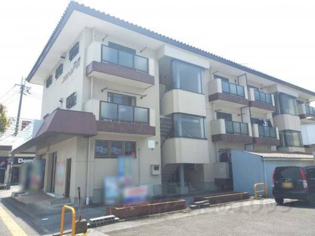 ルミエール戸賀外観写真2