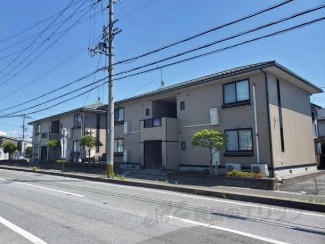 ロイヤルフィーノ外観写真1