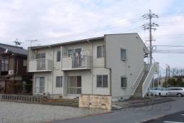 ファミール河瀬外観写真