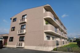 エトール　ア　ラ　パージュ外観写真