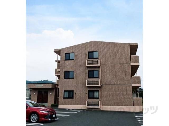 エトール　ア　ラ　パージュ外観写真2