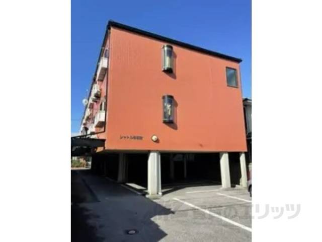 シャトル壱番館外観写真2