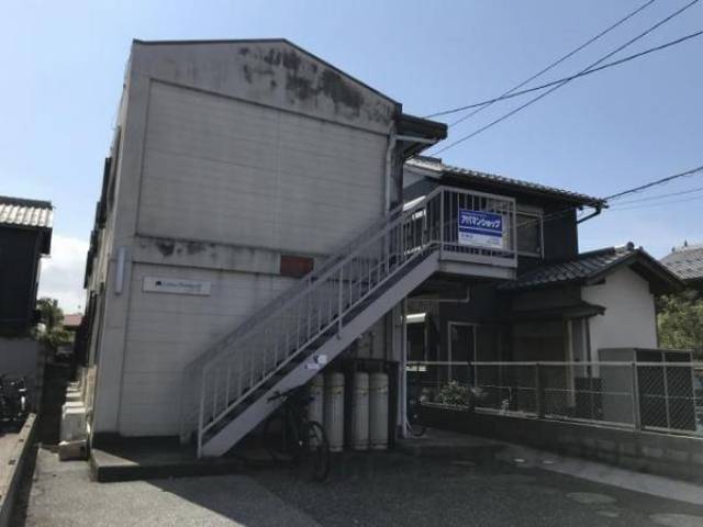 ロータス本町外観写真1