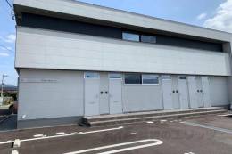 カルフールⅨA棟外観写真