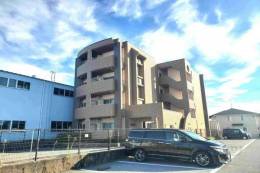 エバーグリーン植政外観写真