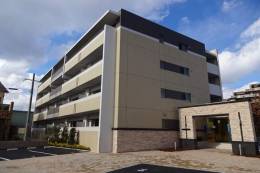 berry blue 高槻外観写真