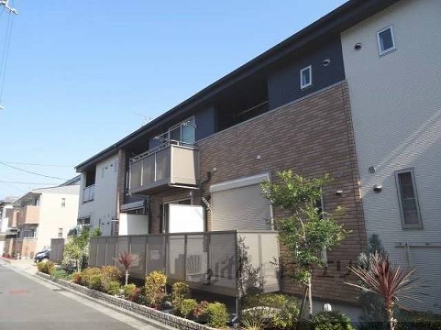 ハイバレーミドル外観写真1