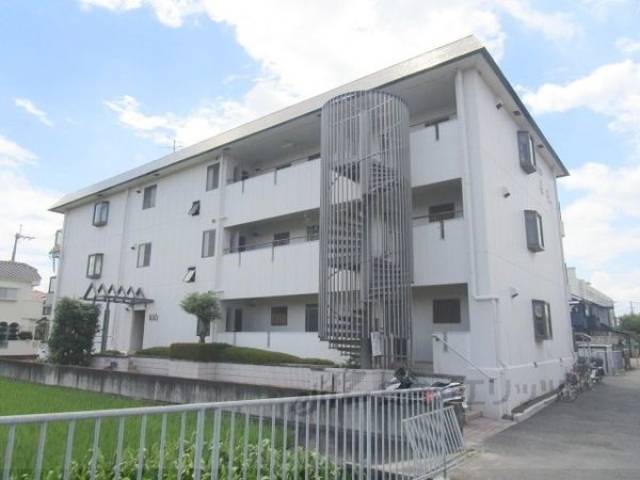 マンション伊吹外観写真1