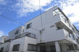 郡家シャトルマンション3号棟外観写真
