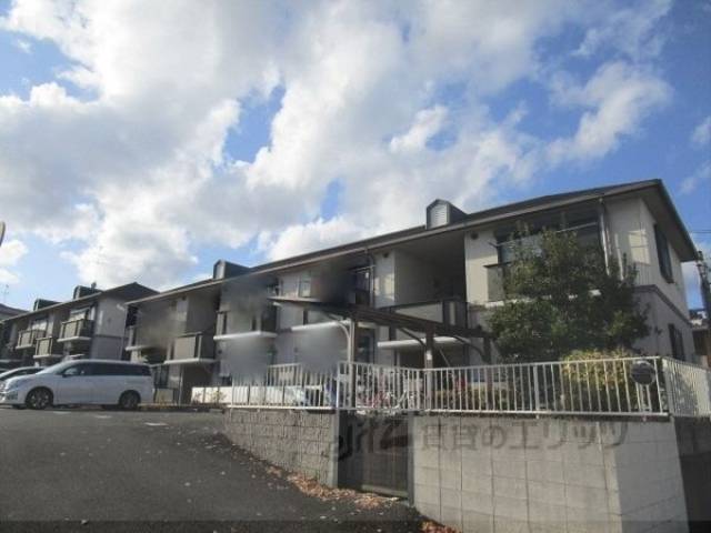 グリーンヒルIIA棟外観写真1
