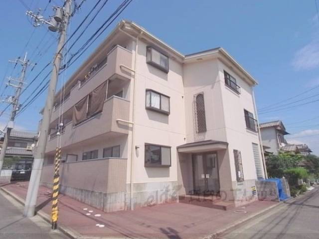 ハイツニシタニ外観写真1