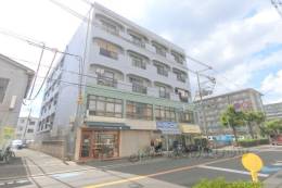 関山ビル外観写真