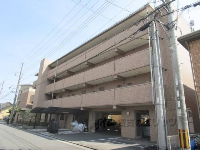 エフティー上牧外観写真2
