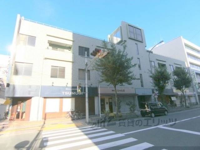 信愛ビル外観写真1