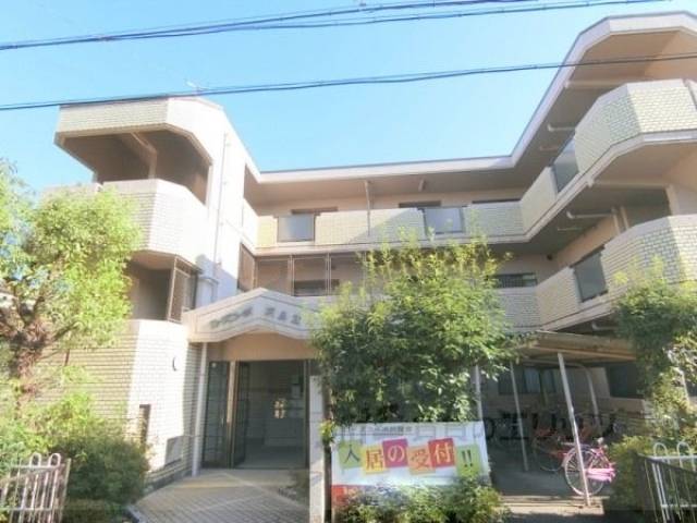 ローズコーポ沢良宜外観写真1