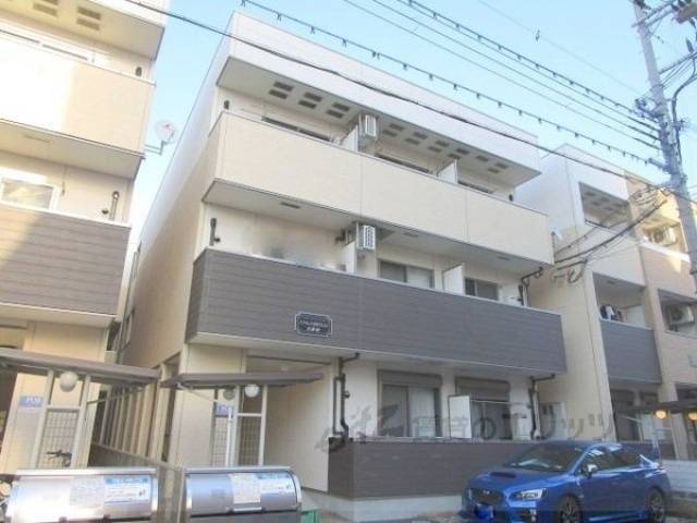 フジパレス吹田ウエストⅢ番館外観写真1